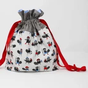 160 - Drawstring Pouch - Friday, November 29th, 3:00pm – 6:00pm