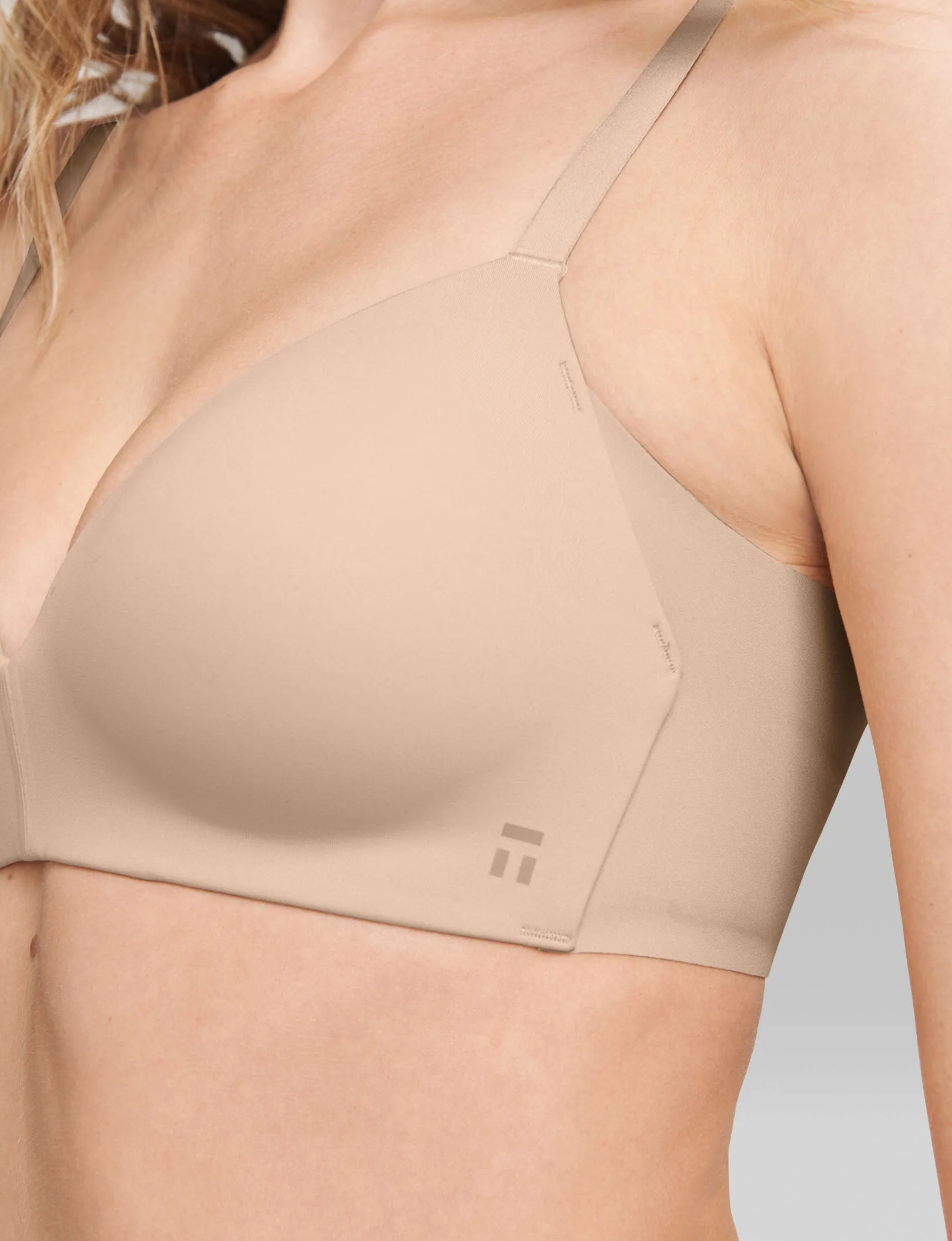 Comfort Smoothing Lightly Lined Wireless Bra