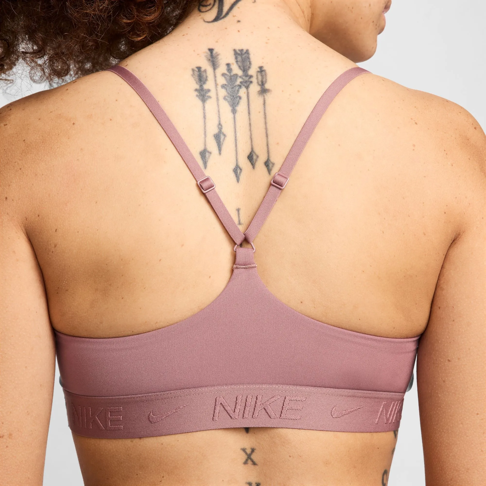 Nike Women's Indy Light-Support Sports Bra Smokey Mauve / Black